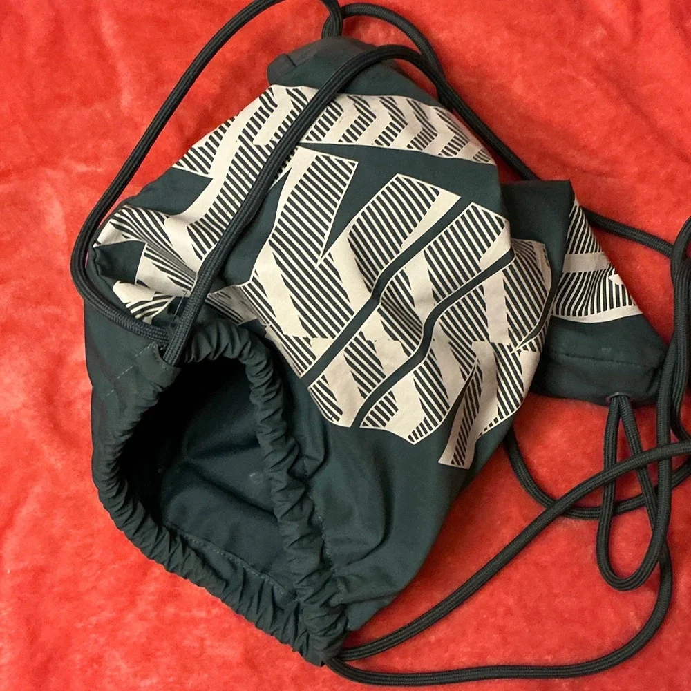 Nike Black and Gray Drawstring Backpack